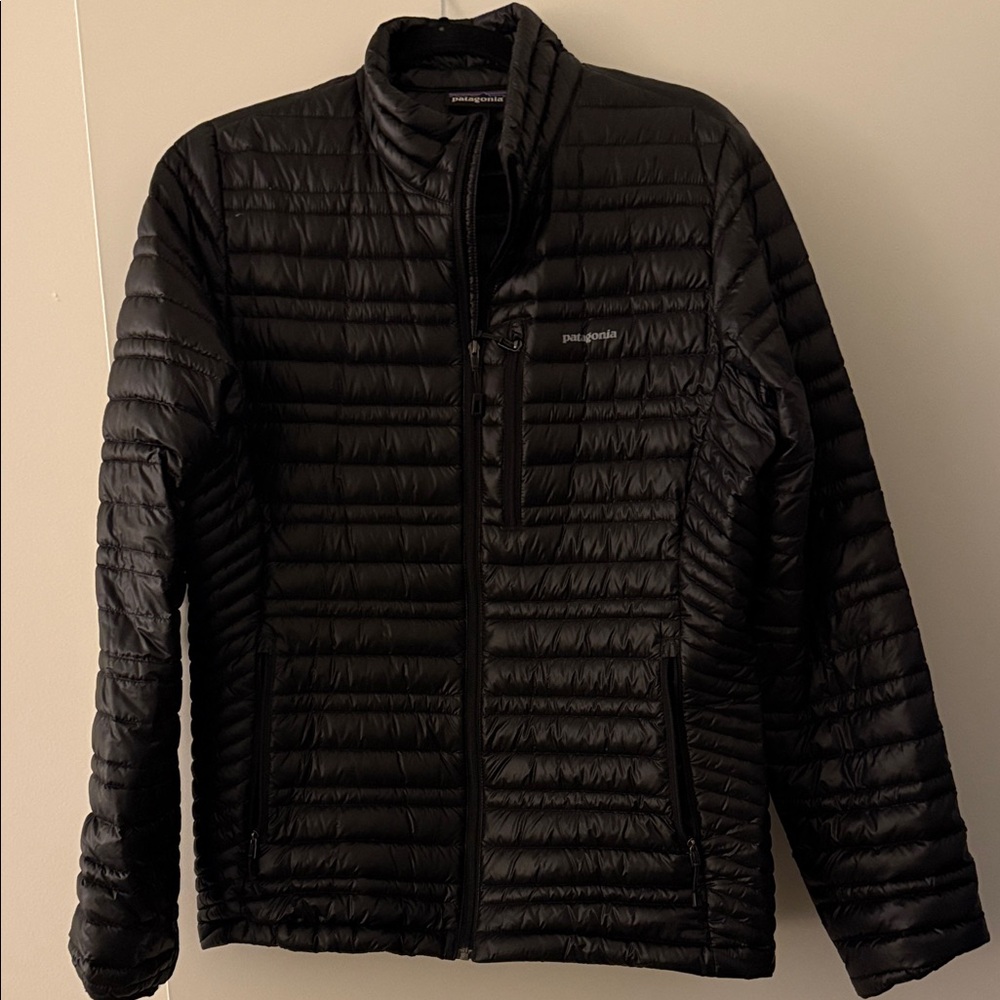 Women’s Patagonia Ultra Light Down Jacket EUC